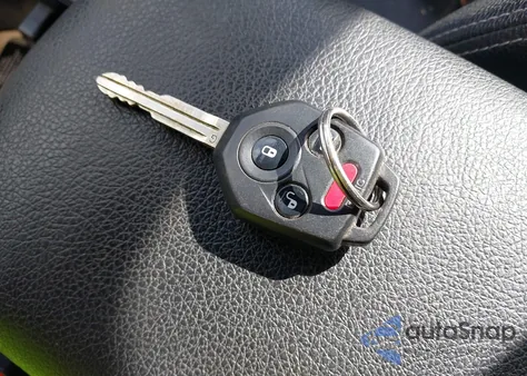 2012 Subaru Impreza 2.0I Sport Limited from USA, damaged, VIN JF1GPAS64CH208637